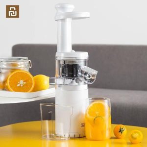 Xiaomi Bud Portable Mini Electric Slow Juicer Blender Water-free Juicer (BJ08)